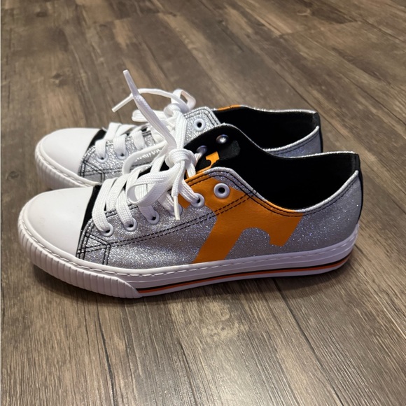Vols Canvas Shoes - Picture 1 of 4